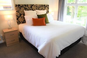 1 bedroom, iron/ironing board, Internet