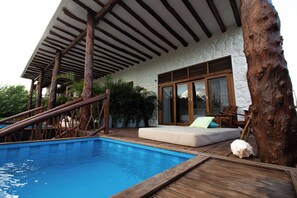 Suite, 1 très grand lit (with Plunge Pool) | Vue de la chambre