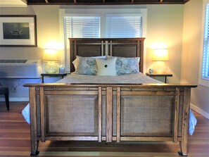 Room, 1 Queen Bed (Cabin #6) | Iron/ironing board, free WiFi, bed sheets, wheelchair access - China Creek Cottages (Willow Creek)