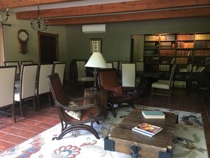 Meeting facility - China Creek Cottages (Willow Creek)