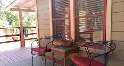 China Creek Cottages