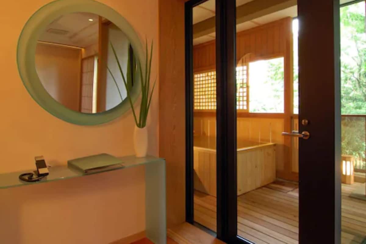 Stylish Suite