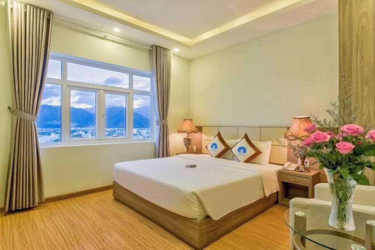 1 quarto, frigobar, cofres nos quartos, individualmente mobiliados
