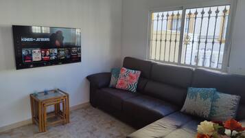 TV, DVD player