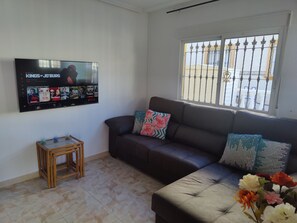 TV, DVD player