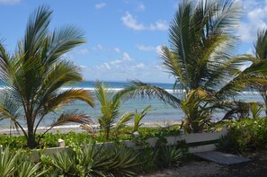 Liegestühle, Strandtücher