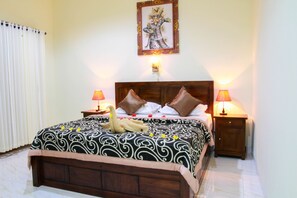 Quarto casal luxo, vista para o jardim | Wi-Fi de cortesia, roupa de cama