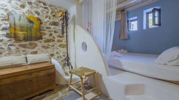 2 dormitorios, sistema de insonorización, tabla de planchar con plancha