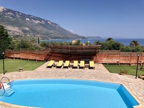 Alberca al aire libre 