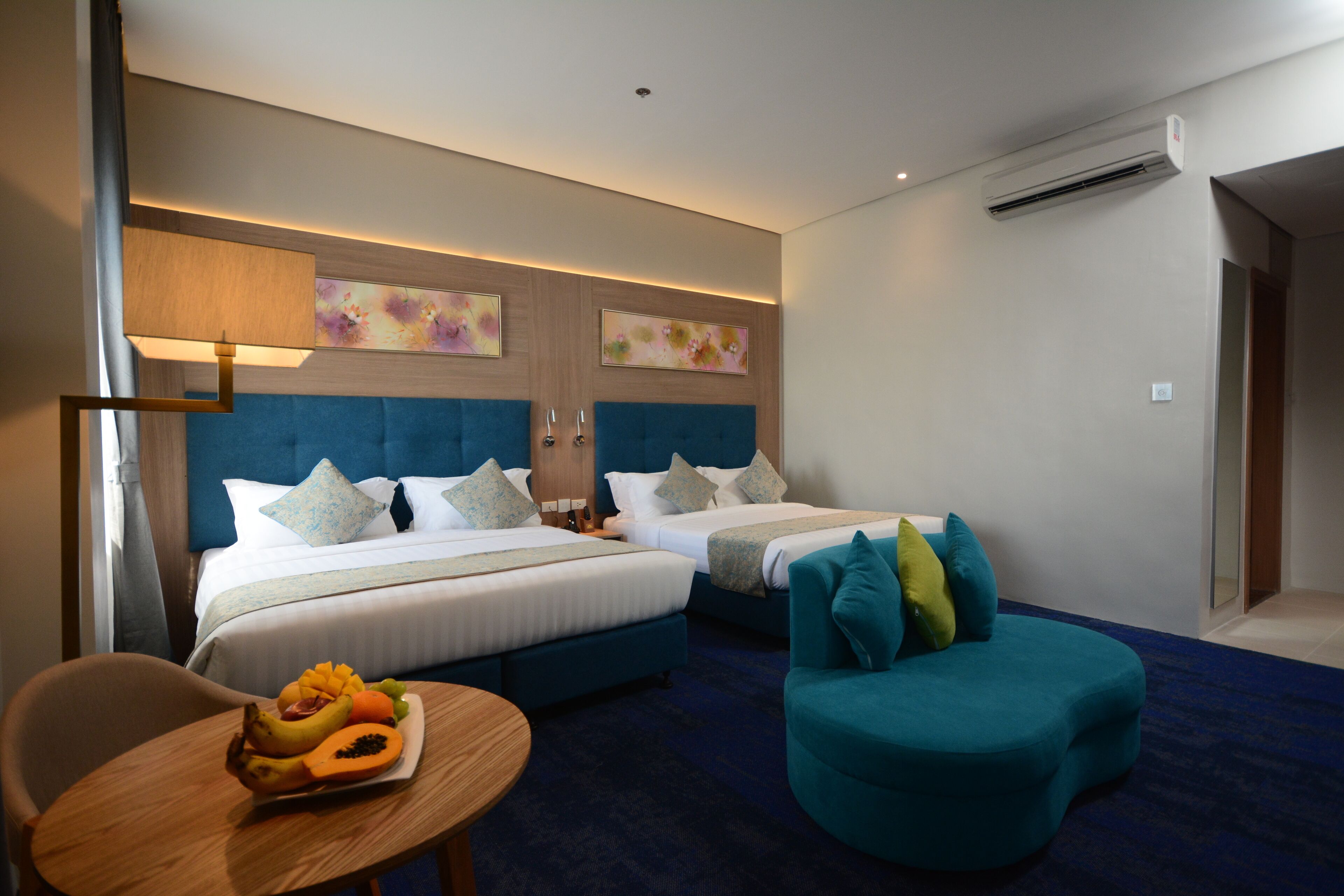junior suite twin | 1 bedroom, egyptian cotton sheets, premium bedding, pillow-top beds