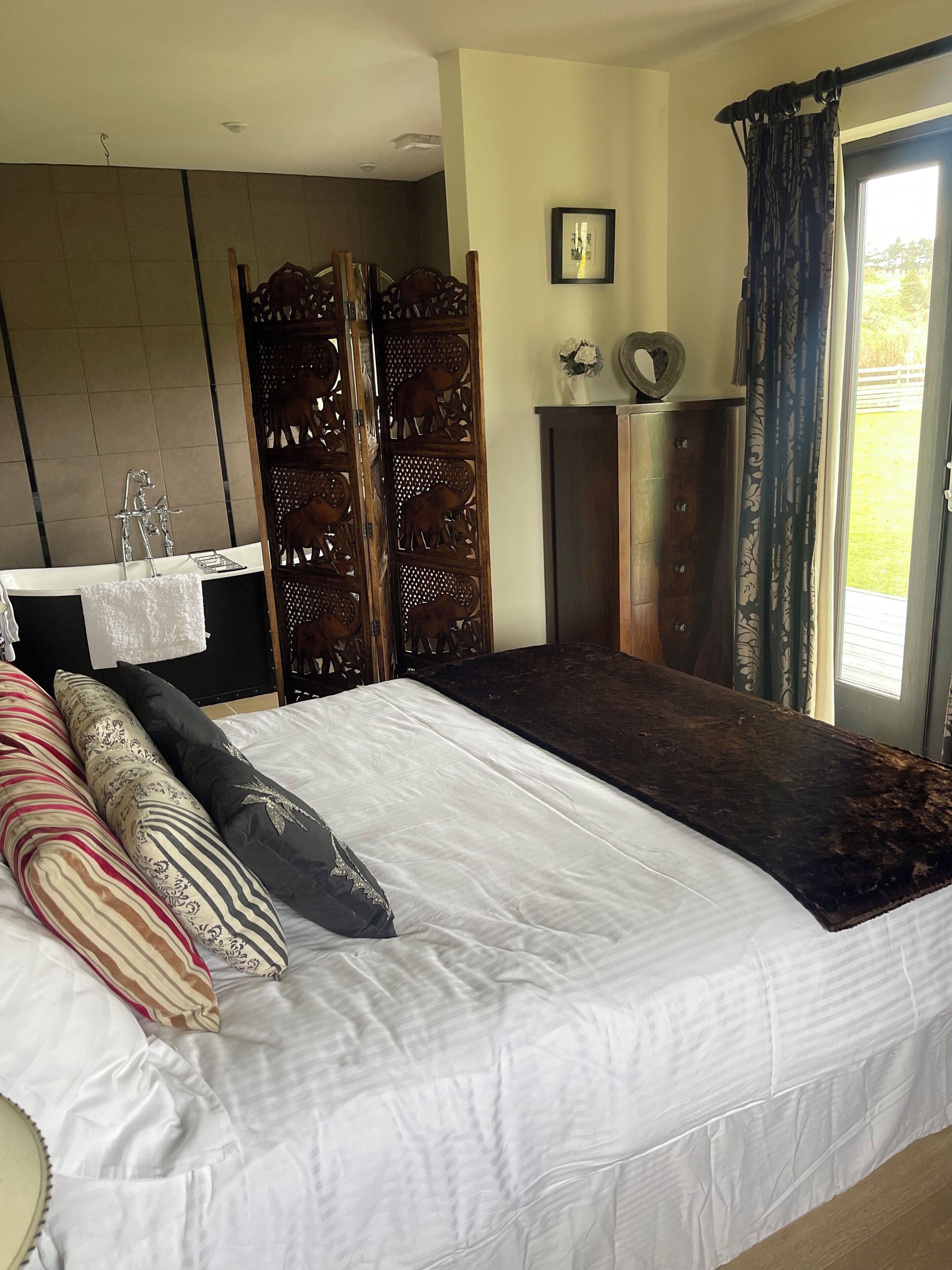 3 dormitorios, escritorio, tabla de planchar con plancha y wifi gratis
