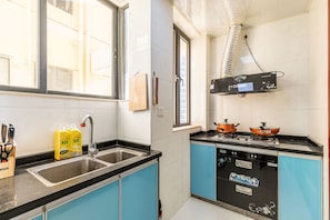 Apartment, 3 Schlafzimmer | Eigene Küche | Großer Kühlschrank, Herdplatte, Wasserkocher