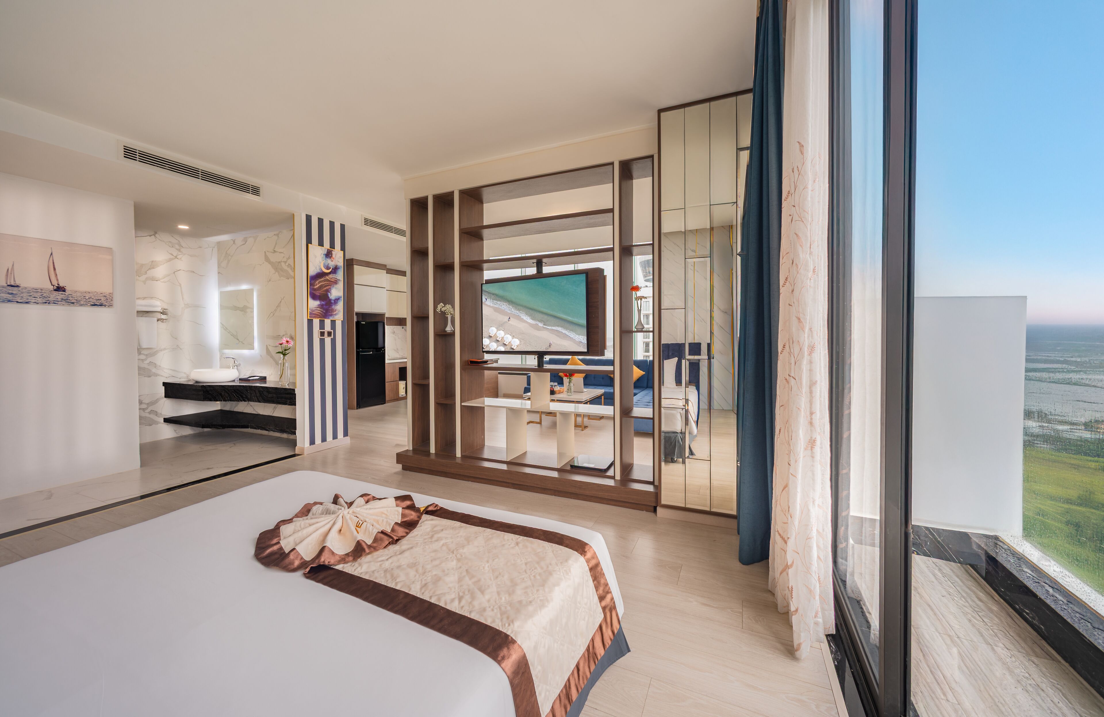 Ph òng đôi Premier, 1 phòng ngủ, quang cảnh thành phố | 17 phòng ngủ, bộ đồ giường cao cấp, minibar, két bảo mật tại phòng 