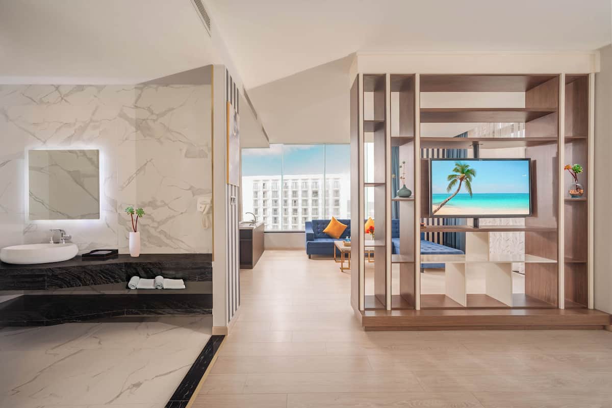 Premier-Doppelzimmer, 1 Schlafzimmer, Stadtblick | 17 Schlafzimmer, hochwertige Bettwaren, Minibar, Zimmersafe