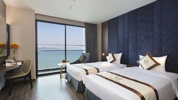 Quarto premier, 2 camas de solteiro, vista para o oceano | 17 quartos, roupas de cama premium, frigobar, cofres nos quartos