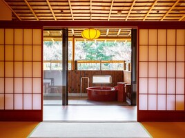 In-room safe, blackout drapes, free WiFi, bed sheets