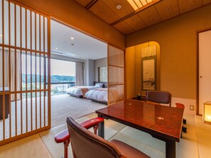 ห้องซูพีเรีย, ปลอดบุหรี่ (Japanese Western Style) | ตู้นิรภัยในห้องพัก, ผ้าม่านกันแสง, Wi-Fi ฟรี, ผ้าปูที่นอน