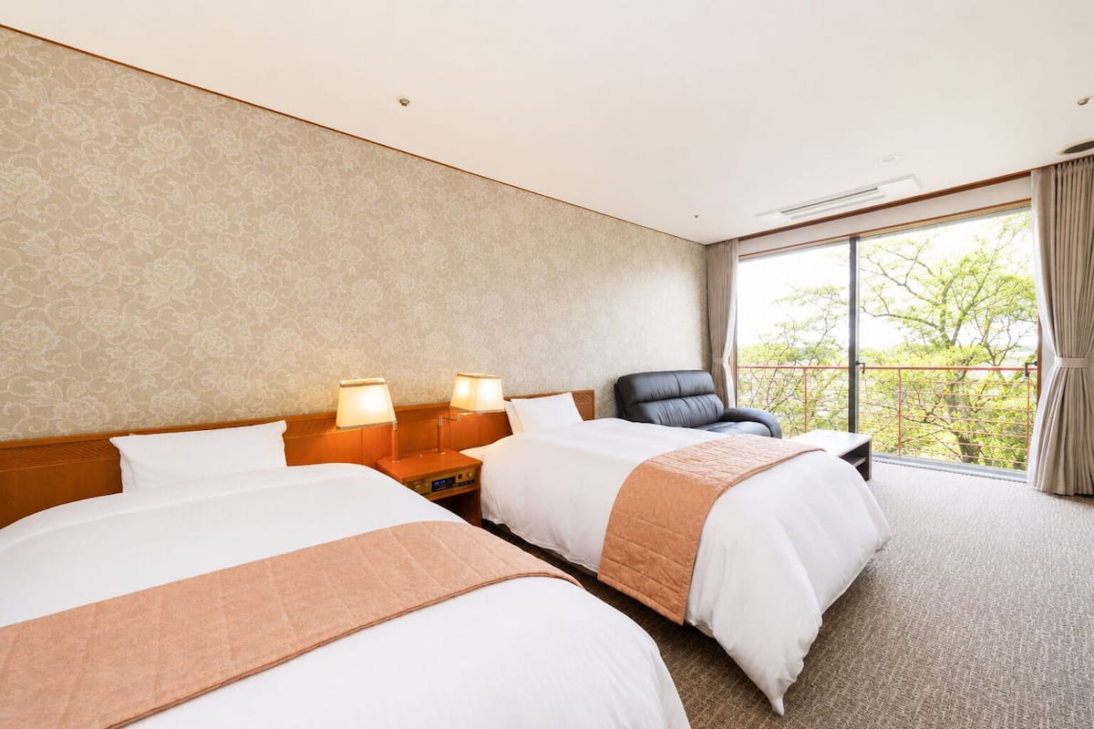 In-room safe, blackout drapes, WiFi (free), bed sheets