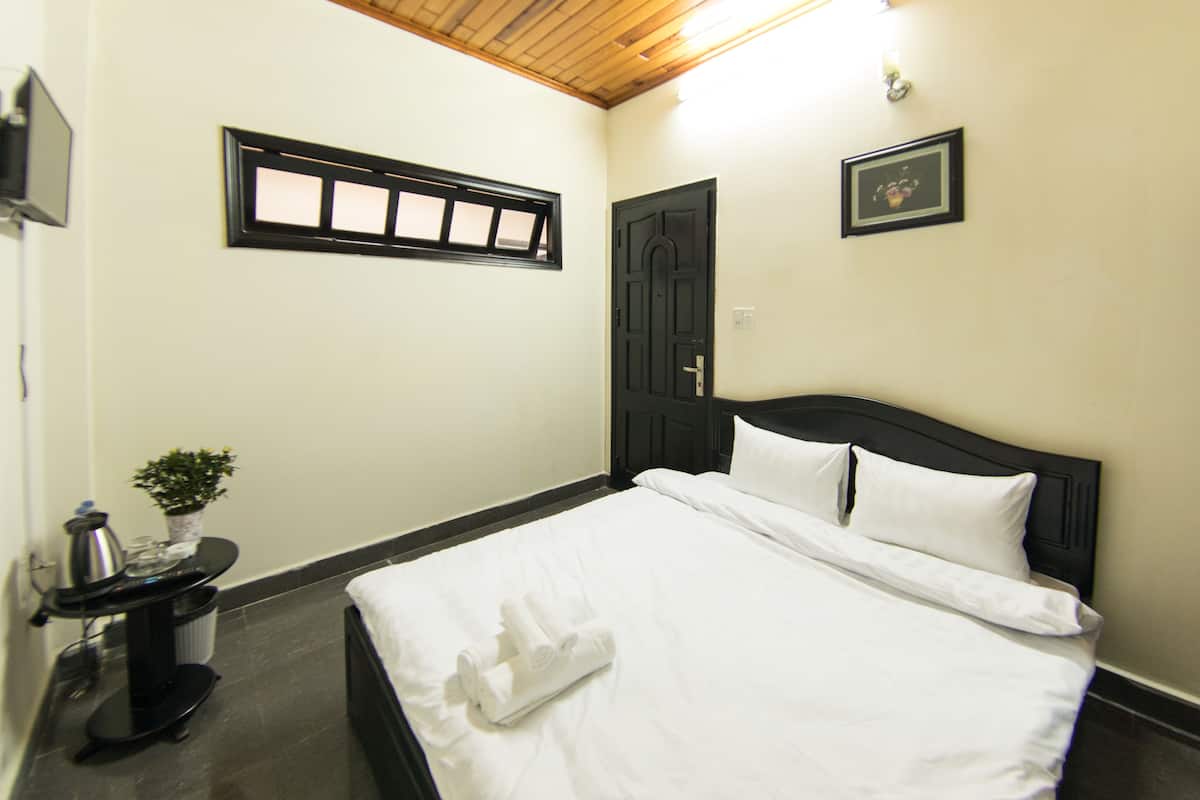 Quarto casal | Escrivaninha, Wi-Fi de cortesia