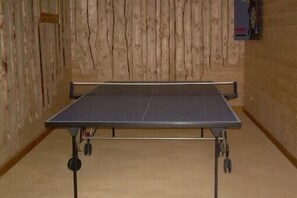 Games room - Magnificent spacious apartment with WIFI, ideal for PMR. 3-star rating. (Xonrupt-Longemer)