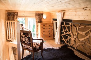 5 Schlafzimmer, Bügeleisen/Bügelbrett, WLAN, Bettwäsche