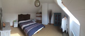 3 chambres, fer et planche à repasser, accès Internet