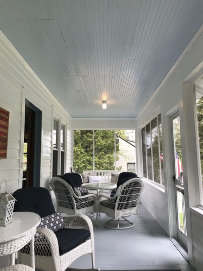 Harbor House located in the heart of Ephraim!