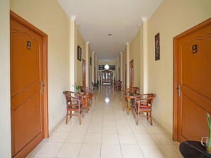 Interior detail - Hotel O Wisma Empat Lima Syariah (Palembang)