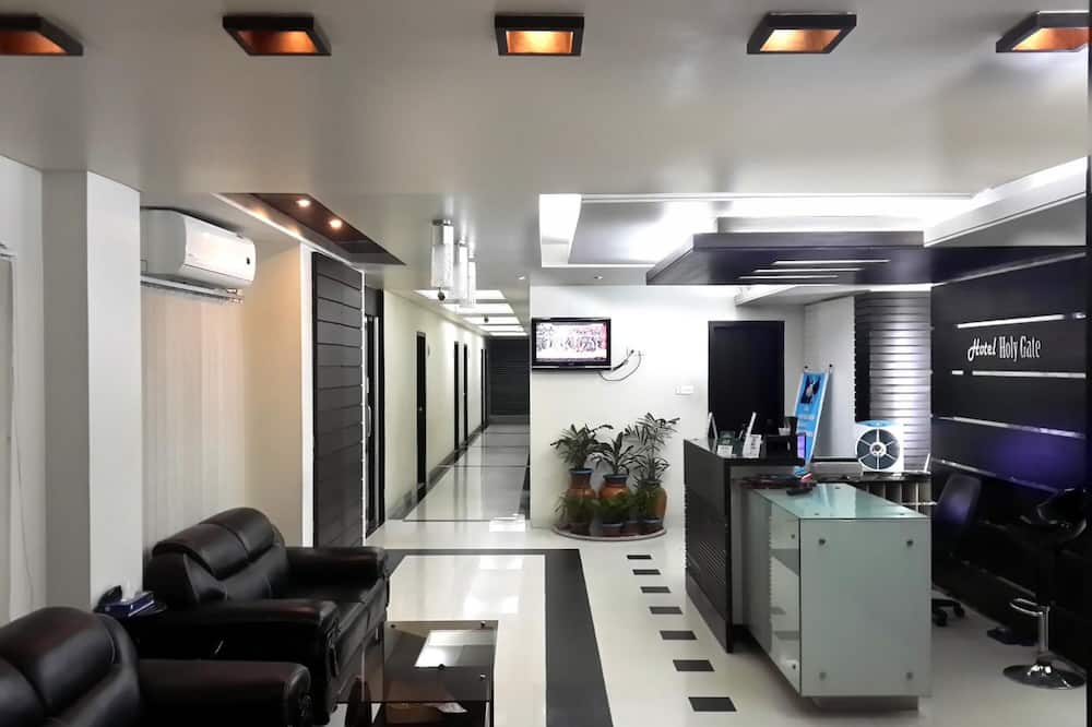 Hotel Holy Gate