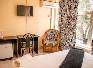 Minibar, desk, free WiFi, bed sheets