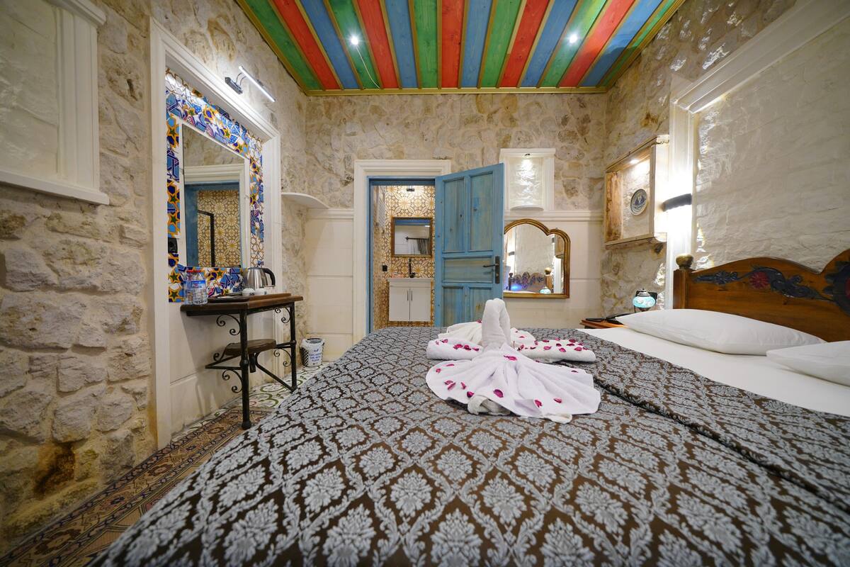 Deluxe Room 2 adults 201 | セーフティボックス (室内)、ノートパソコン用作業スペース、遮光カーテン、防音設備