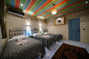 101 Comfort 3 Adults Room | In-room safe, laptop workspace, blackout drapes, soundproofing - Mirzade Konak (Nevsehir)