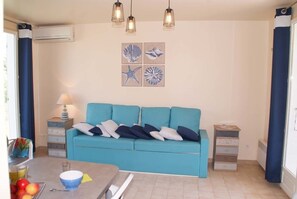 Villa | Living room | Ping pong - Parc Saint James Oasis Village (Puget-sur-Argens)