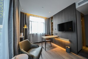 Business Double Room (Accept reservations with non transit visa-free)  | Room amenity - MIJU HOUSE Gubei-a small white building beside Shanghai oil painting sculpture institute (Shanghai)