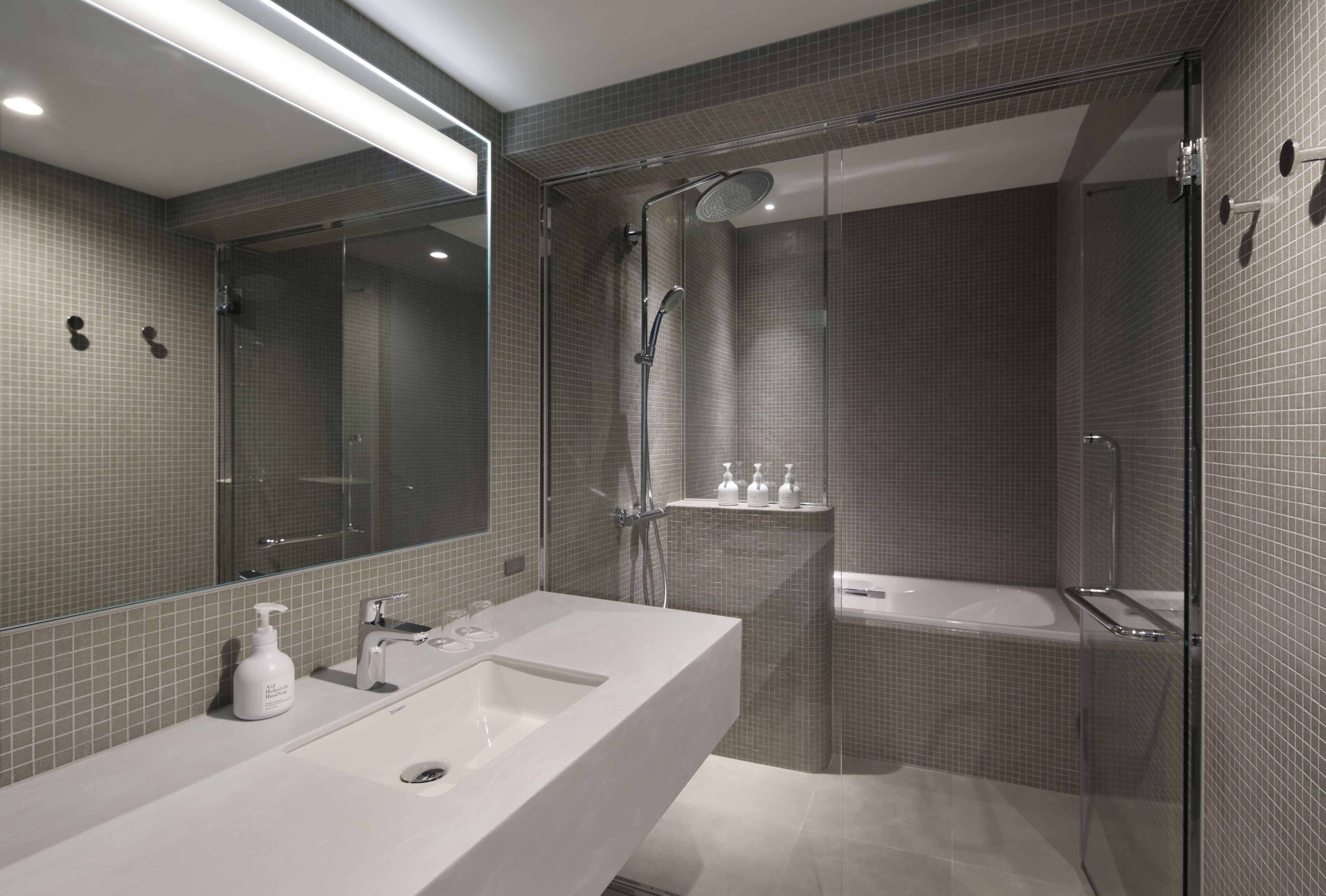 suite room | bathroom | free toiletries, hair dryer, slippers, electronic bidet