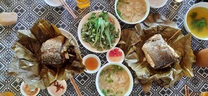 Breakfast, lunch, dinner served; local cuisine 