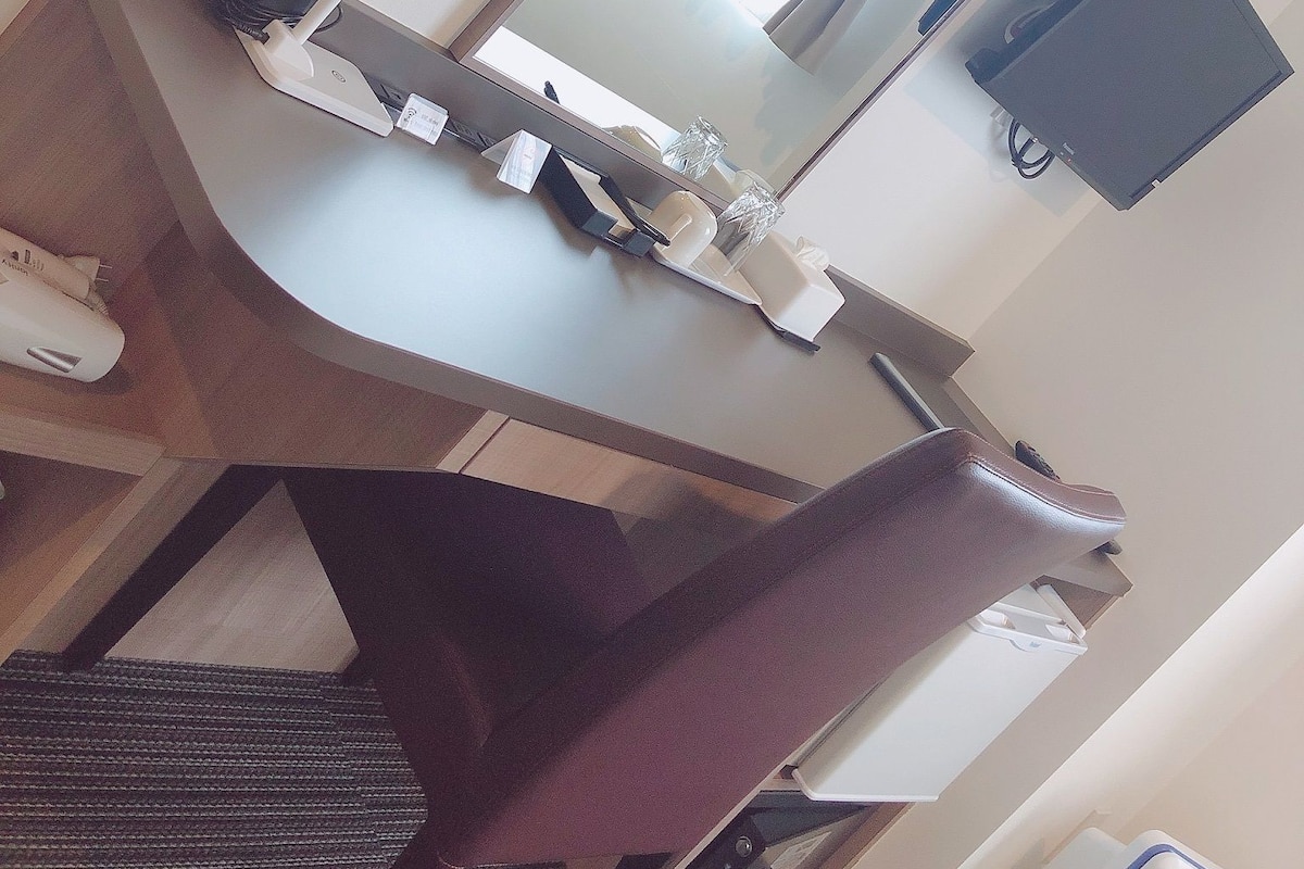In-room safe, desk, free WiFi, bed sheets