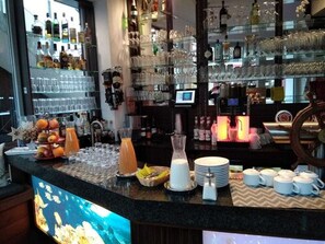 Daily buffet breakfast (EUR 14.9 per person)