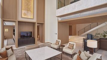 Coffres-forts dans les chambres, bureau, rideaux occultants