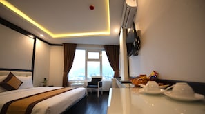Deluxe Double Room, 1 Queen Bed, Private Bathroom, Hill View | Minibar, desk, free WiFi