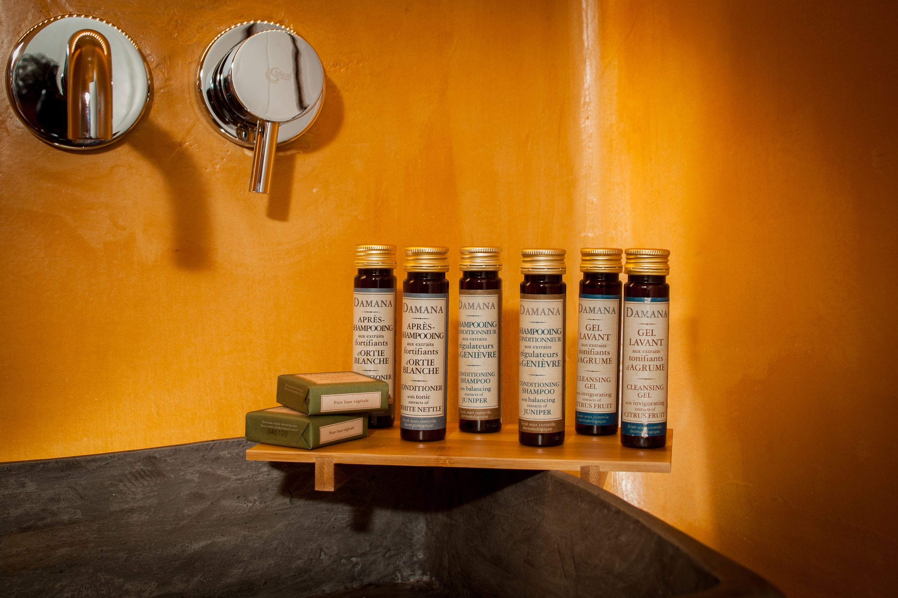 family suite, hot tub (external) | bathroom | shower, rainfall showerhead, designer toiletries, hair dryer