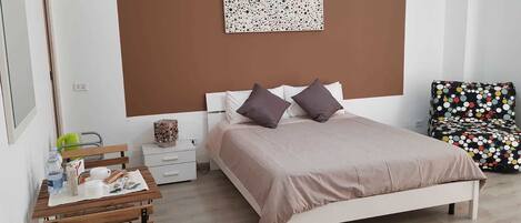 Desk, iron/ironing board, cribs/infant beds, free WiFi