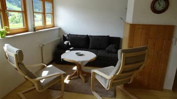 Apartment, 2 Bedrooms (Rotspitz) | Living area | Flat-screen TV