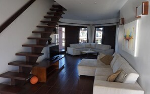 Luxury Apartment, 4 Bedrooms, Patio, Sea View (I102) | In-room safe, individually decorated, individually furnished, desk - Dream Beach Cumbuco Oceanfront Apartments (Caucaia)