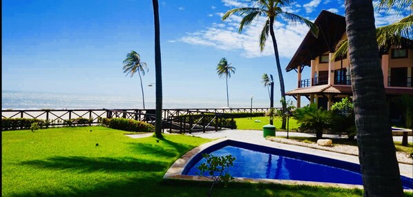 Exterior - Dream Beach Cumbuco Oceanfront Apartments (Caucaia)