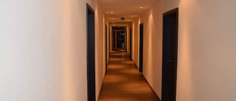 Pintu masuk interior