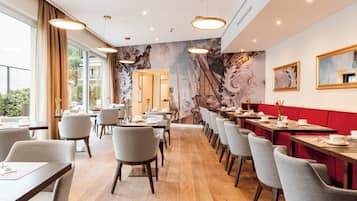 Daily buffet breakfast (EUR 16 per person)