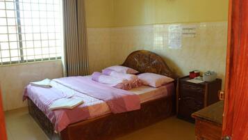 City Double Room (with AC) | Desk, free WiFi