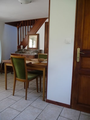 Classic Studio, 1 Queen Bed, Non Smoking, Kitchen (ChampĂȘtre) | Private kitchen