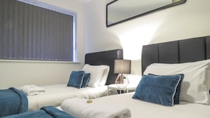 Business Apartment, 2 Bedrooms, Non Smoking - Tudors eSuites Birmingham Apartments with Parking (Birmingham)